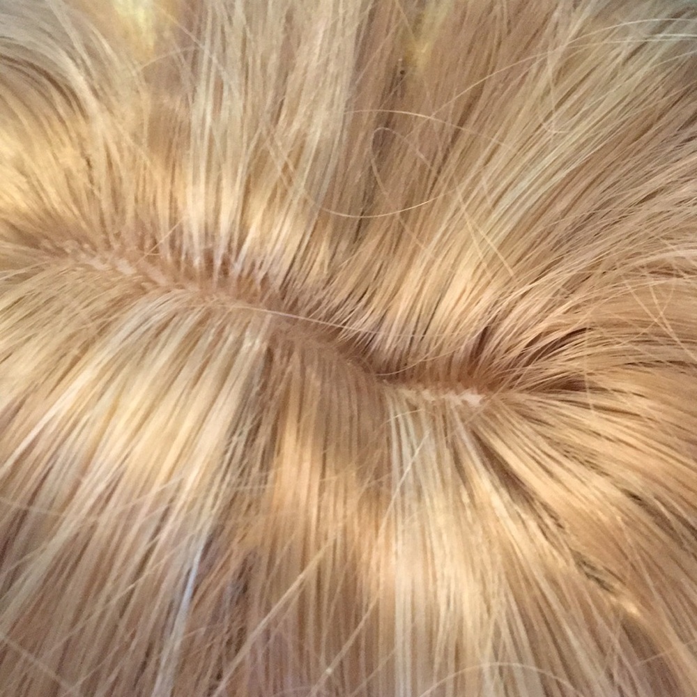 Blonde Wavy Hair Wig - Picture 4 of 6
